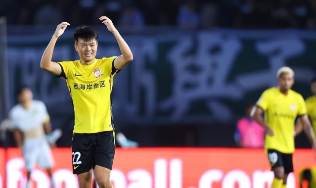 yunkai官网-尘埃落定 海港引援祭神操作 如愿签中超抢断王 王燊超最佳接班人