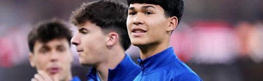 世体：巴萨更衣室内部有消息称德罗可能会加盟巴黎圣日耳曼